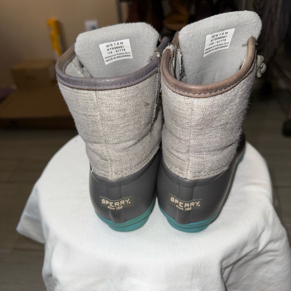 🎀Sperry Duck Boots🎀 - Picture 4 of 8